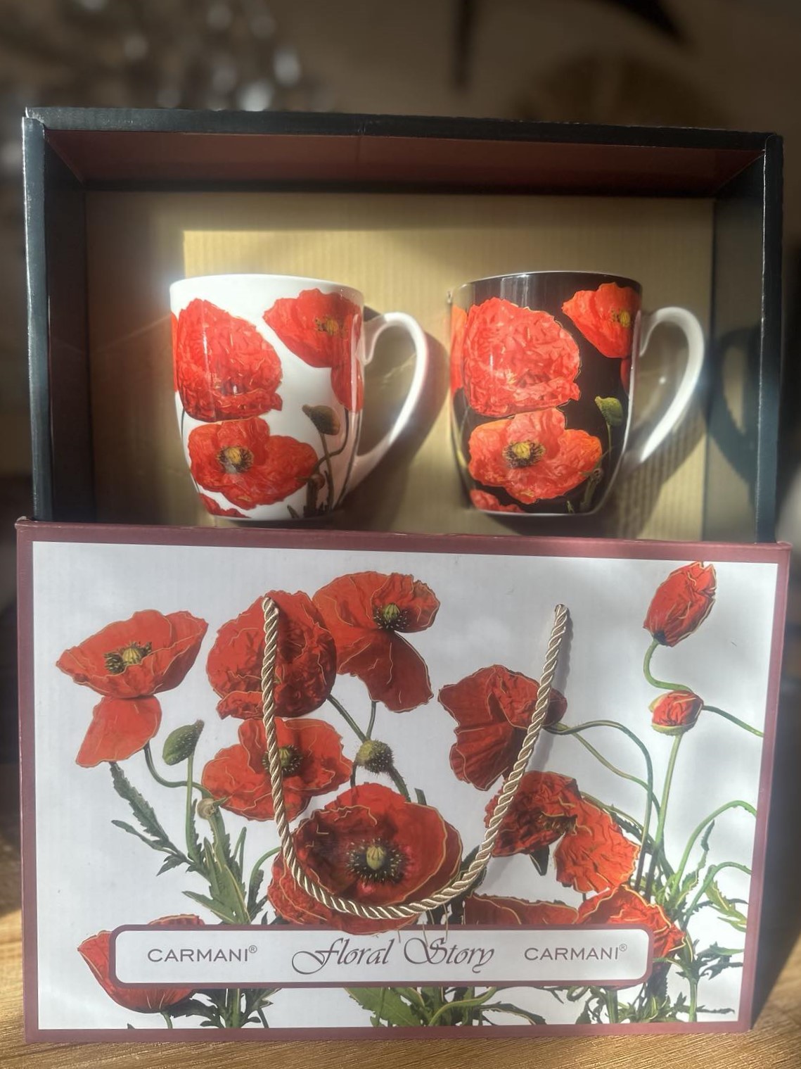 Luxusní porcelánová sada hrnků Vlčí máky