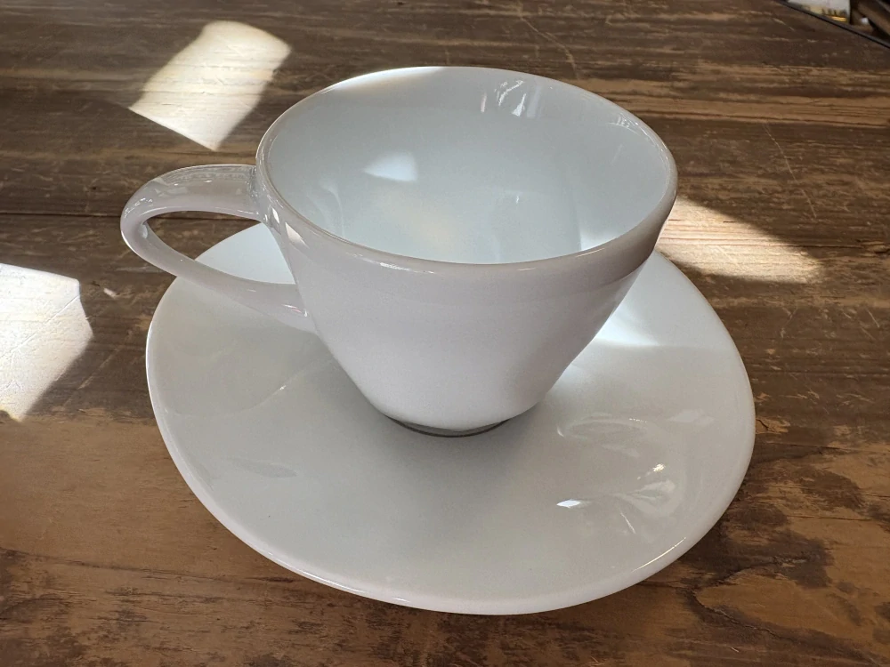 Pomačkaný porcelán - šálek 180ml +podšálek 