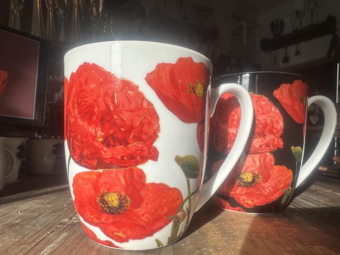 Luxusní porcelánová sada hrnků Vlčí máky