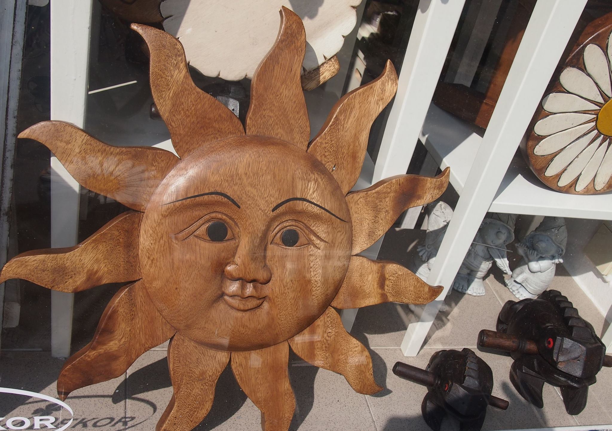 Dřevěné sluníčko 20 cm