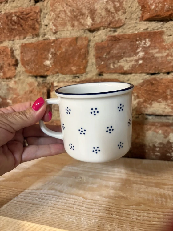 Porcelánový hrneček Iva 250ml
