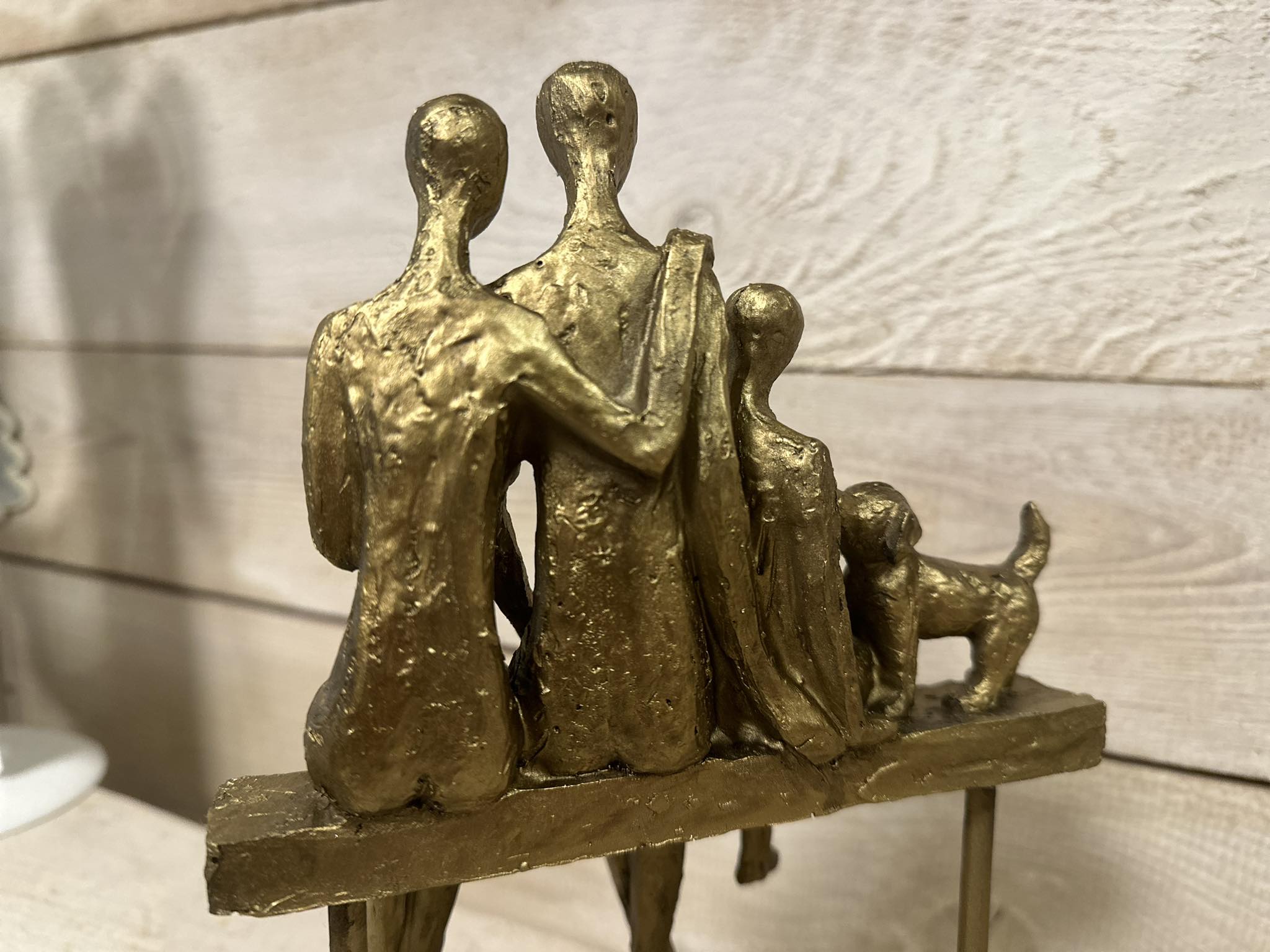 Designová soška Rodina gold
