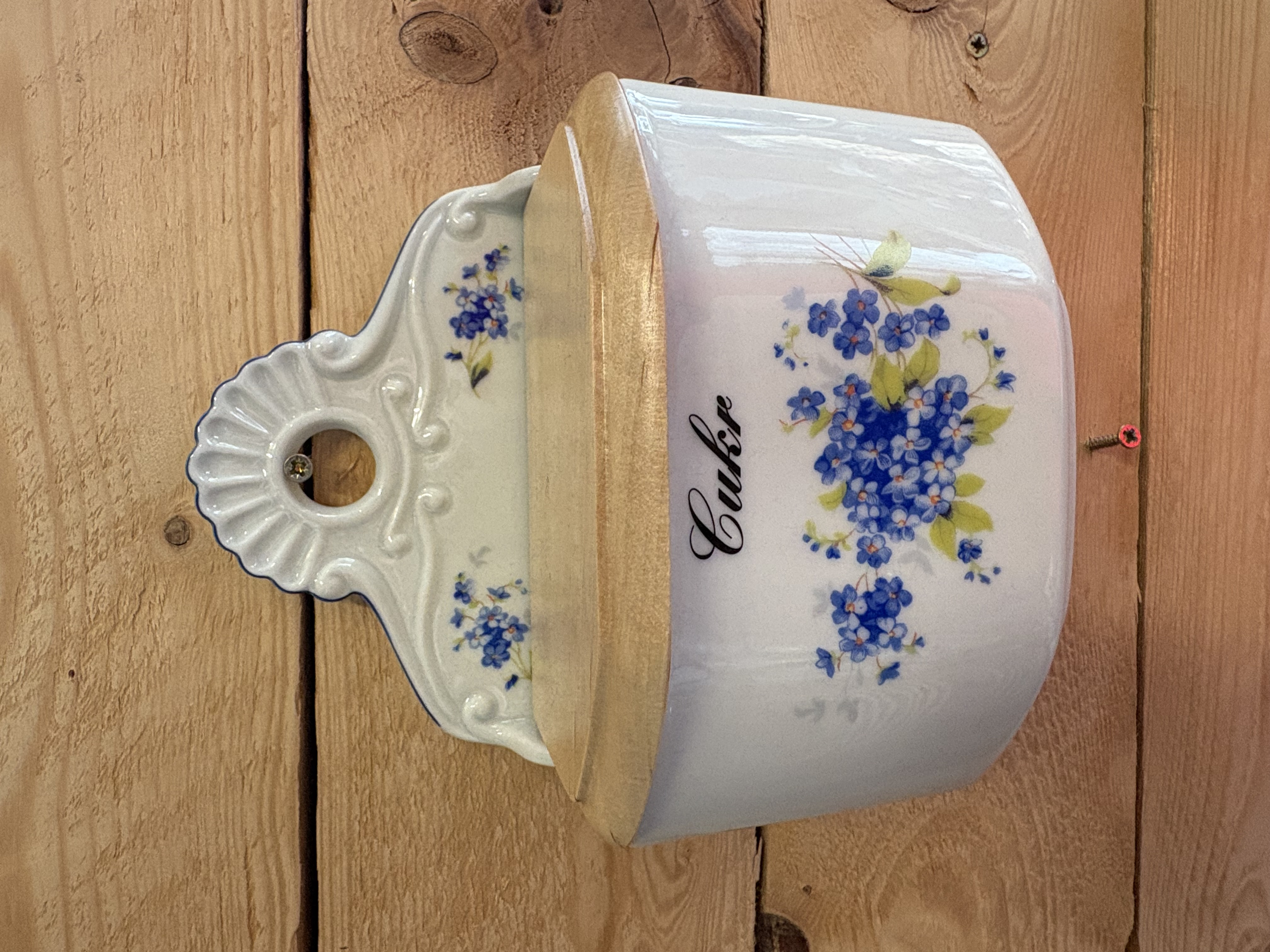 Závěsná porcelánová dóza na Cukr - pomněnky