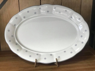 Prvorepublikový porcelánový oválný tác 36cm