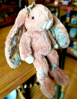 Růžová zaječice - Bukowski 